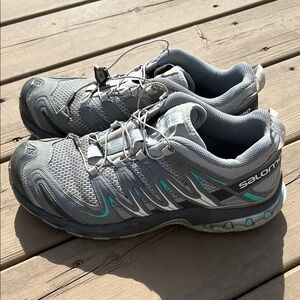 Salomon Women's Gray Trail Running Shoes